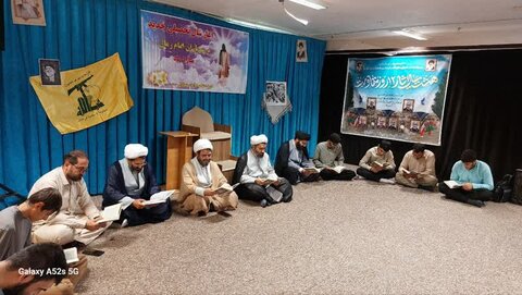 تصاویر/ قرائت قرآن توسط طلاب مدرسه علمیه امام صادق (ع) قروه به مناسبت هفته دفاع مقدس