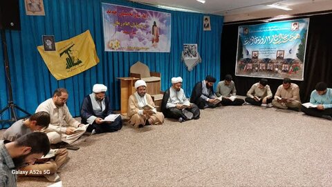 تصاویر/ قرائت قرآن توسط طلاب مدرسه علمیه امام صادق (ع) قروه به مناسبت هفته دفاع مقدس