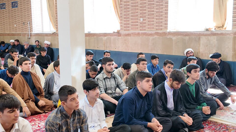 حوزه/ مراسم گرامیداشت هفته دفاع مقدس در مدرسه علمیه امیرالمومنین (ع) تبریز