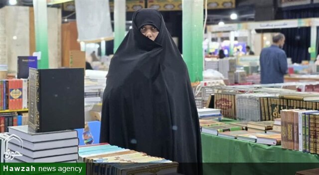 نمایشگاه کتب حوزوی؛ پیوند سنت و نیازهای روز با رویکردی آموزشی و فرهنگی