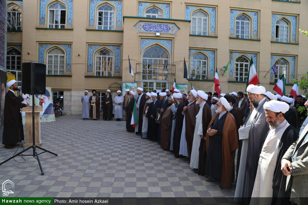 طلاب همدان در صف اول دفاع از رهبری