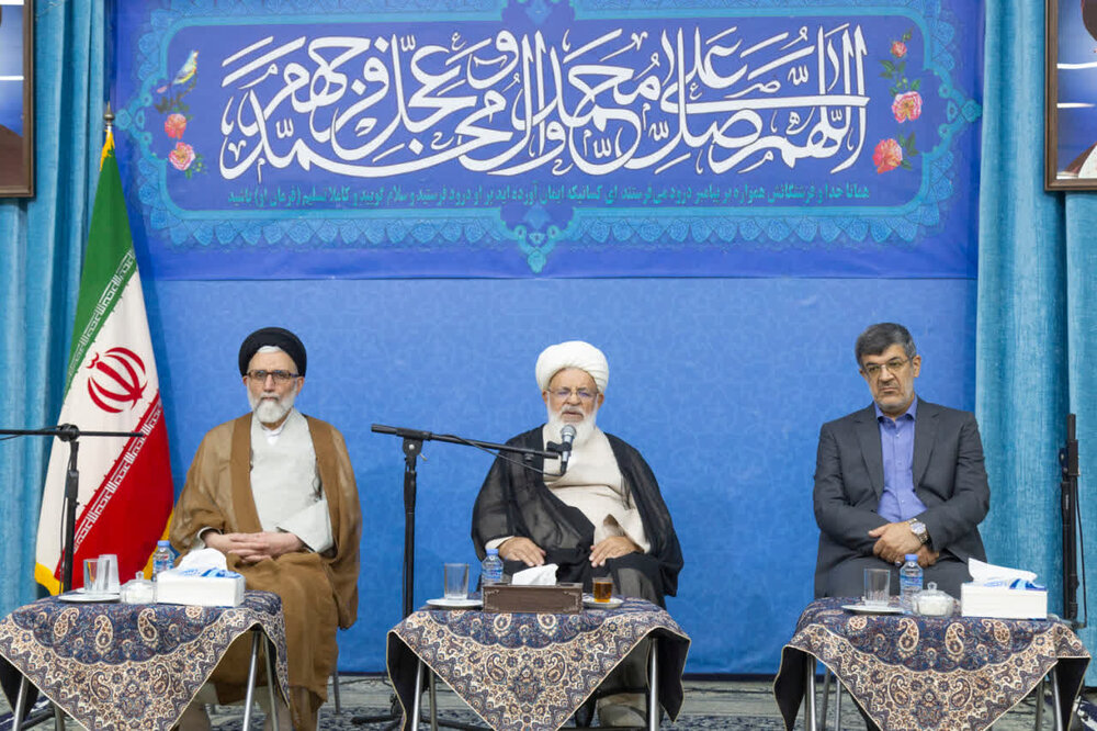 دشمنان انقلاب اسلامی در پی تضعیف ارزش‌های دینی و انقلابی هستند