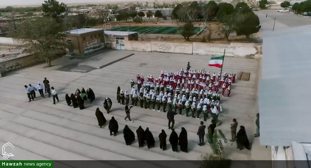 فیلم | همراهی فرمانده انتظامی شهرستان زیرکوه با فرزند شهید و مدافع وطن در اولین روز بازگشایی مدارس