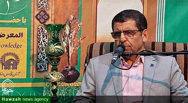 نمایشگاه کتب حوزوی نماد انسجام حوزه و دانشگاه است