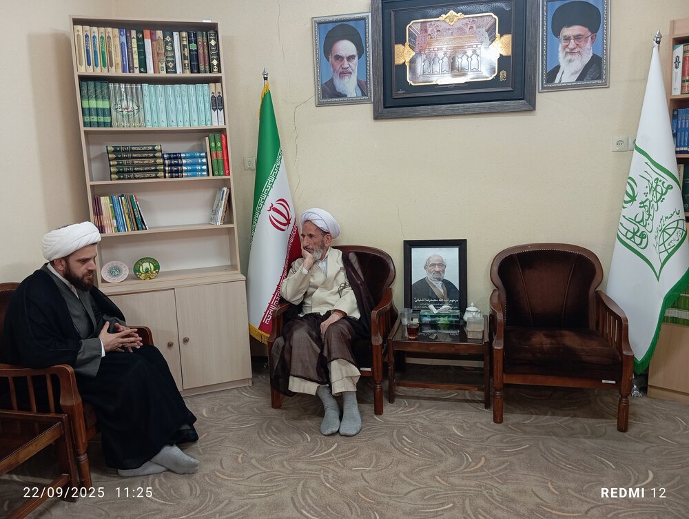 رواج بی‌حیایی و پدیده‌هایی مانند کافه‌ها پشت صحنه سیاسی دارد