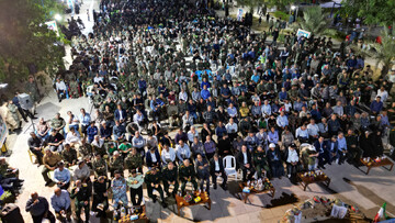 تصاویر/ همایش بزرگ اقتدار دفاع مقدس در دلوار