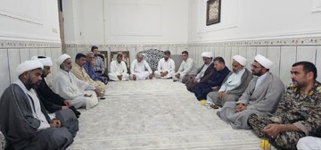 تجلیل کادر مدرسه علمیه ایرانشهر با خانواده طلبه شهید لال‌بخش شهلی‌بر+تصاویر