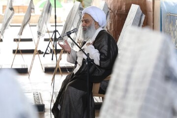 امام خمینی (ره) تمدنی اسلامی و اسلام را با انقلاب زنده کرد