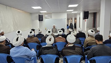 تصاویر/ نشست هم‌اندیشی ائمه شبکه امامت و بانوان فعال مسجدی در یزد