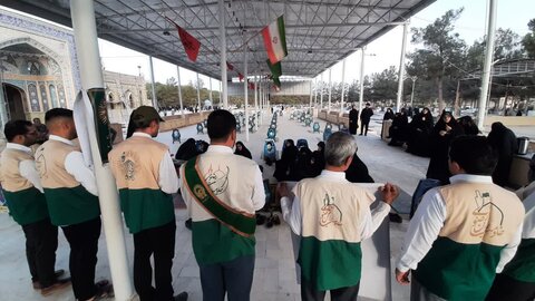 تصاویر/محفل عاشورایی خادمیاران آران و بیدگلی با شهید قریشی در گلزار شهدای نوش آباد