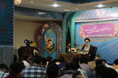 تصاویر|مراسم آغاز سال تحصیلی جامعه المصطفی شعبه اصفهان