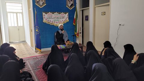 تصاویر/آئین آغاز سال تحصیلی ۱۴۰۵-۱۴۰۴ مدرسه علمیه الهیه ساوه