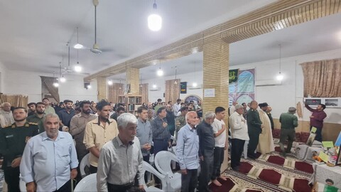 تصاویر/ آیین تجلیل از خانواده‌های ایثارگر در گناوه