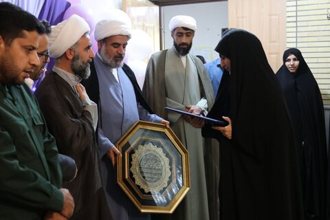 تصاویر/ برگزاری آیین افتتاحیه سال تحصیلی جدید مدرسه علیمه خواهران عسلویه