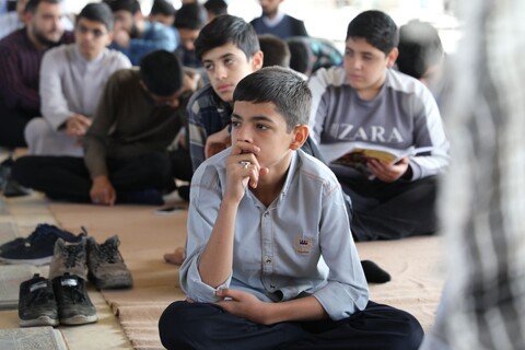 تصاویر/ مراسم غبارروبی و عطرافشانی مزار مطهر شهدا به مناسبت فرا رسیدن هفته دفاع مقدس