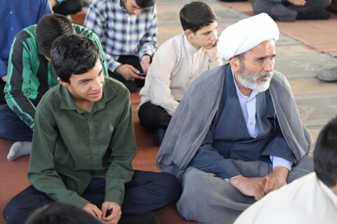 تصاویر/ مراسم غبارروبی و عطرافشانی مزار مطهر شهدا به مناسبت فرا رسیدن هفته دفاع مقدس