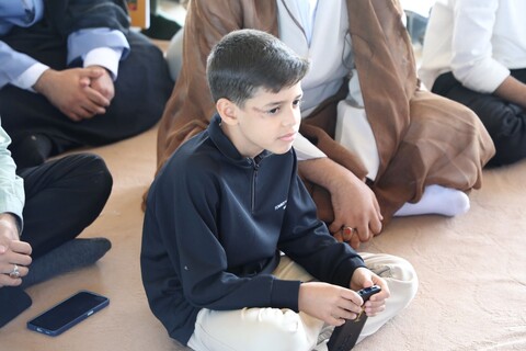 تصاویر/ مراسم غبارروبی و عطرافشانی مزار مطهر شهدا به مناسبت فرا رسیدن هفته دفاع مقدس