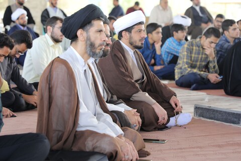 تصاویر/ مراسم غبارروبی و عطرافشانی مزار مطهر شهدا به مناسبت فرا رسیدن هفته دفاع مقدس