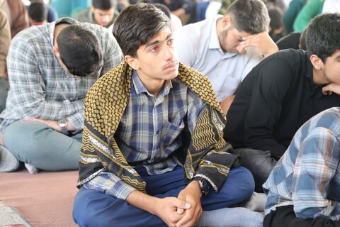 تصاویر/ مراسم غبارروبی و عطرافشانی مزار مطهر شهدا به مناسبت فرا رسیدن هفته دفاع مقدس