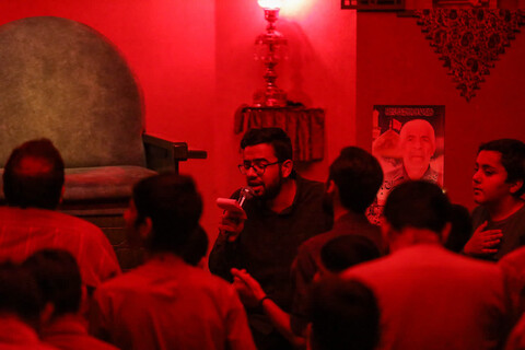 تصاویر/ توسل به امام رضا علیه السلام در هیئت رزمندگان اسلام یزد