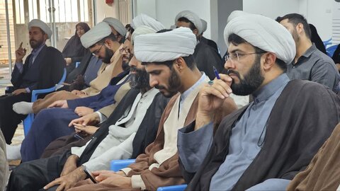 نشست هم‌اندیشی ائمه شبکه امامت و بانوان فعال مسجدی در یزد برگزار شد