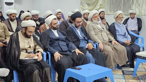 نشست هم‌اندیشی ائمه شبکه امامت و بانوان فعال مسجدی در یزد برگزار شد