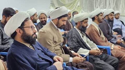 نشست هم‌اندیشی ائمه شبکه امامت و بانوان فعال مسجدی در یزد برگزار شد