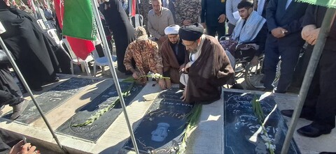 تصاویر / مراسم غباروبی مزار شهدای شهرستان سراب