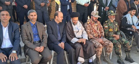 تصاویر / مراسم غباروبی مزار شهدای شهرستان سراب