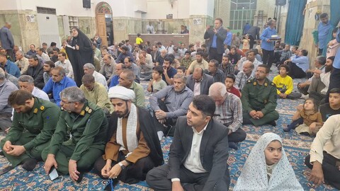 تصاویر/ یادمان  ۳۳ شهید اصناف بافق