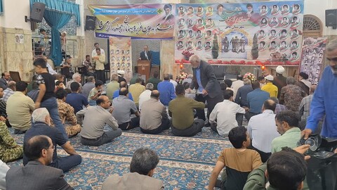 تصاویر/ یادمان  ۳۳ شهید اصناف بافق