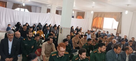 دیدار جمعی از پیشکسوتان دفاع مقدس با امام جمعه سلطانیه