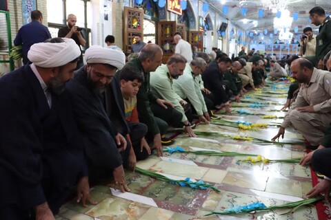 تصاویر/ برگزاری مراسم «میهمانی لاله‌ها» در گلزار شهدای سمنان همزمان با هفته دفاع مقدس