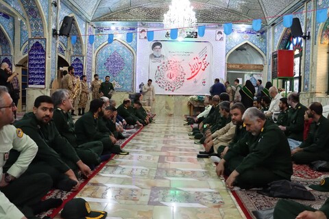 تصاویر/ برگزاری مراسم «میهمانی لاله‌ها» در گلزار شهدای سمنان همزمان با هفته دفاع مقدس