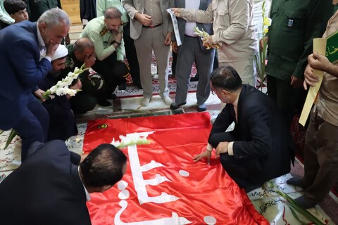 تصاویر/ برگزاری مراسم «میهمانی لاله‌ها» در گلزار شهدای سمنان همزمان با هفته دفاع مقدس