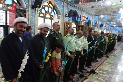 تصاویر/ برگزاری مراسم «میهمانی لاله‌ها» در گلزار شهدای سمنان همزمان با هفته دفاع مقدس