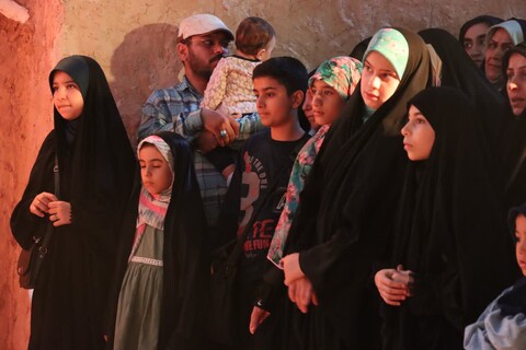 تصاویر/ اجرای سیر نمایش واره ای '' تویی تمام ماجرا "