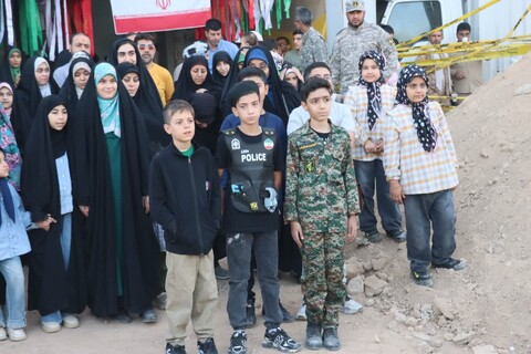 تصاویر/ اجرای سیر نمایش واره ای '' تویی تمام ماجرا "