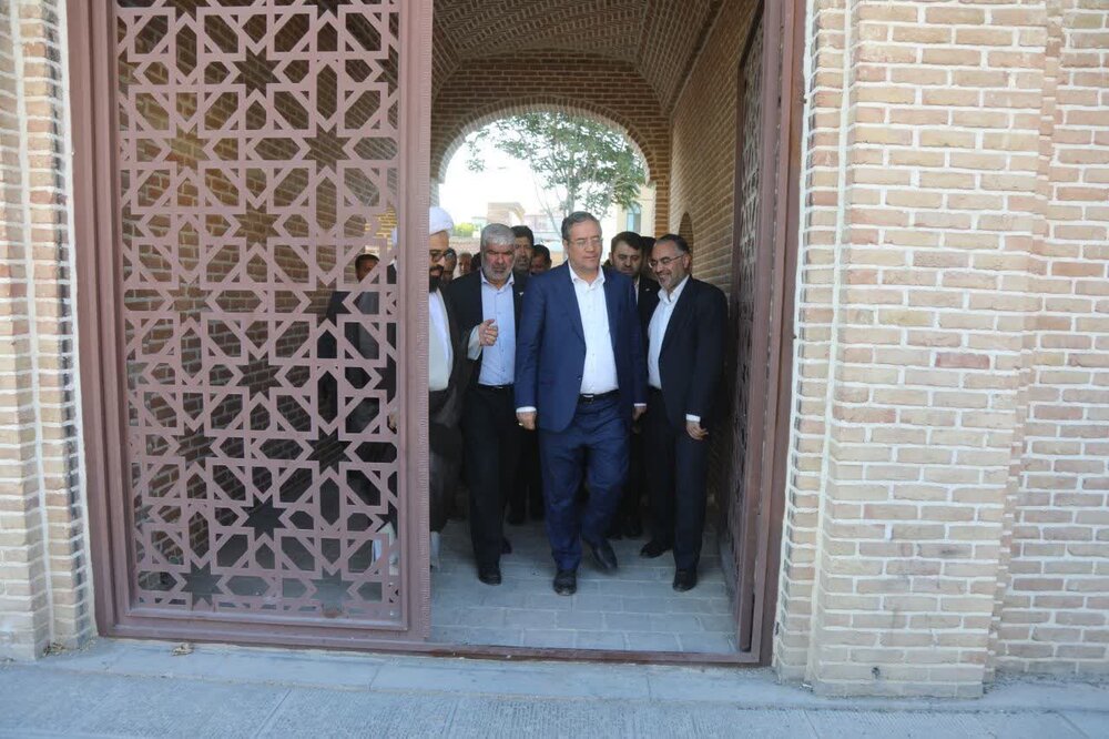 بازدید استاندار آذربایجان‌غربی از روند مرمت و احیای مسجد جامع ارومیه+ تصاویر