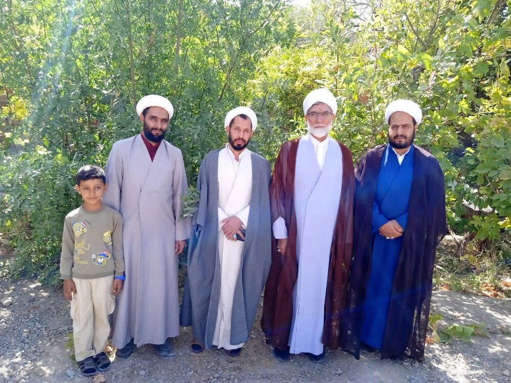 دیدار و گفت‌وگوی معاون تبلیغ حوزه علمیه کرمان با مبلغین بخش گلباف و ماهان+تصاویر