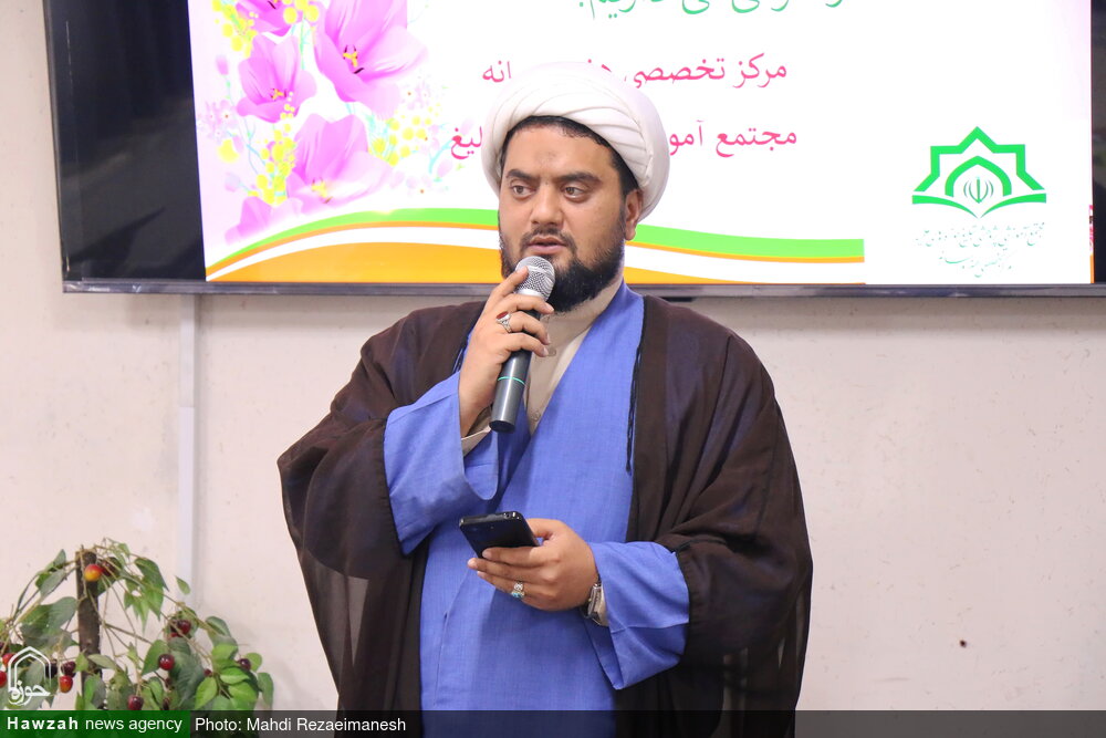 تصاویر/ افتتاحیه کارگاه آموزشی از حجره تا رسانه "روایت مقاومت در حوزه تبلیغ"