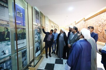 تصاویر / بازدید رئیس سازمان هیأت‌ها و تشکل‌های دینی کشور از باغ موزه دفاع‌مقدس  همدان