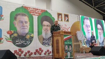 امثال سردار نیلفروشان و زاهدی‌ها الگوی جهان اسلام هستند