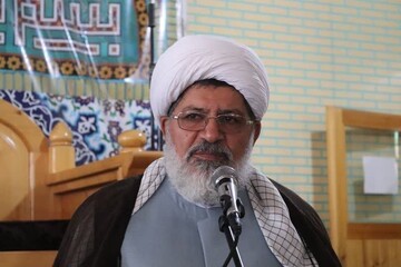 جوان ایرانی مثل شیر در برابر دشمنان ایستاد