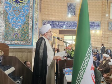 تصاویر/ اقامه نماز جمعه نقده