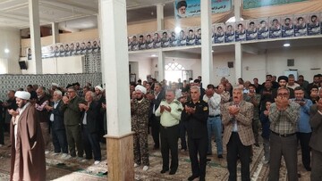 تصاویر/ اقامه نماز جمعه شهرستان باروق