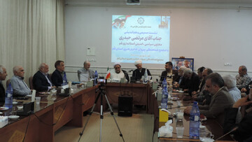 خوراک فکری نسل جوان باید در قم تأمین شود