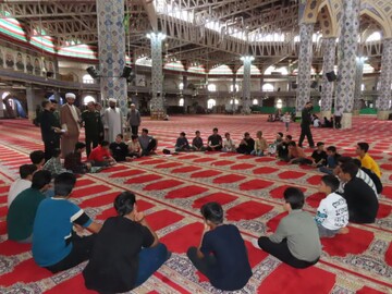 تصاویر/ همایش بزرگ میقات صالحین بسیج اردکان با شعار"ما فاتحان قله ایم"