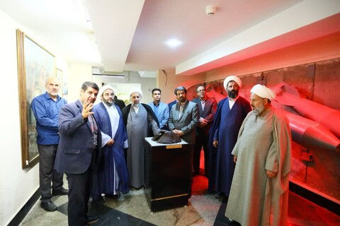 بازدید رئیس سازمان هیأت‌ها و تشکل‌های دینی کشور از باغ موزه دفاع‌مقدس  همدان