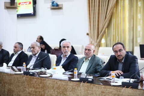 نشست استاندار همدان با جمعی از هیأت‌های مذهبی استان